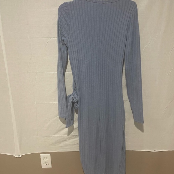 High low wrap dress. Blue Revamped. Polyester Rayon & spandex - Picture 4 of 4